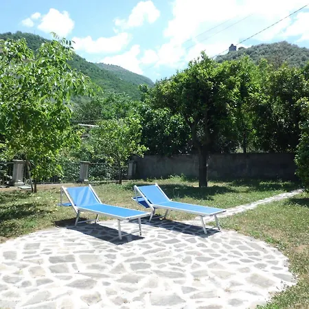 Casale Le Noci Apartment *